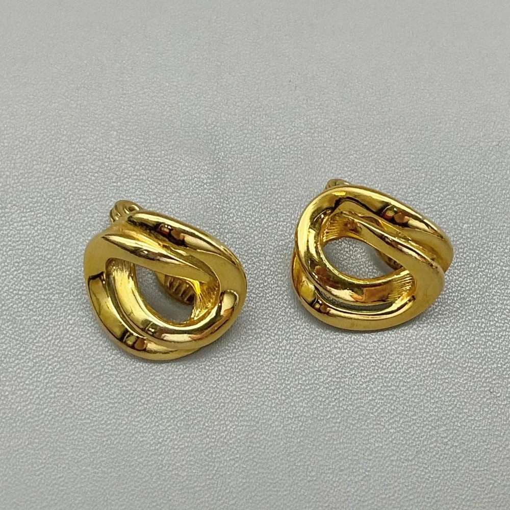 Vintage Monet Earrings Gold Tone Knot Clip On Statement Classic Signed